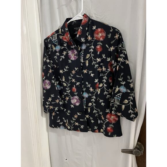 Silkland Black Floral Embroidered Silk Button Up Blouse Sz 8 Petite - Picture 1 of 5